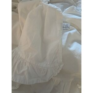 2 SIMPLY SHABBY CHIC King sz   LACE CROCHET  WHITE linen PILLOW Shams EUC